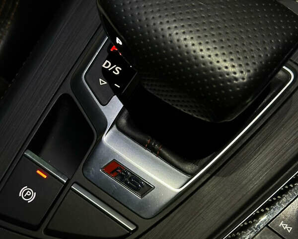 Сірий Ауді РС5, об'ємом двигуна 2.89 л та пробігом 74 тис. км за 43900 $, фото 29 на Automoto.ua