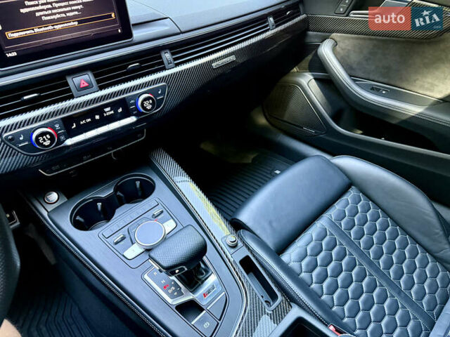 Сірий Ауді РС5, об'ємом двигуна 2.89 л та пробігом 58 тис. км за 59500 $, фото 17 на Automoto.ua