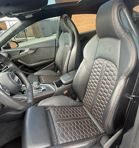 Сірий Ауді РС5, об'ємом двигуна 2.89 л та пробігом 49 тис. км за 48000 $, фото 10 на Automoto.ua