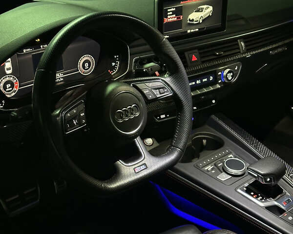 Сірий Ауді РС5, об'ємом двигуна 2.89 л та пробігом 74 тис. км за 43900 $, фото 42 на Automoto.ua