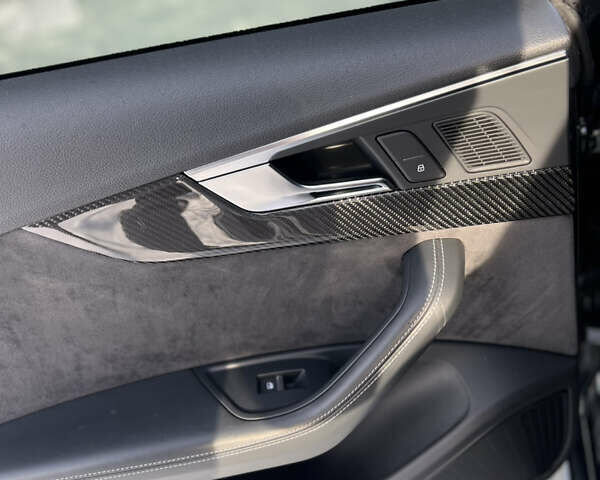 Сірий Ауді РС5, об'ємом двигуна 2.89 л та пробігом 136 тис. км за 44000 $, фото 25 на Automoto.ua