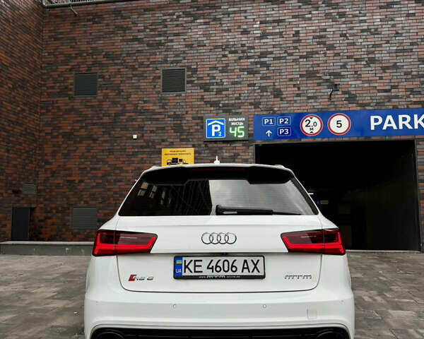 Белый Ауди РС6, объемом двигателя 3.99 л и пробегом 120 тыс. км за 56000 $, фото 45 на Automoto.ua