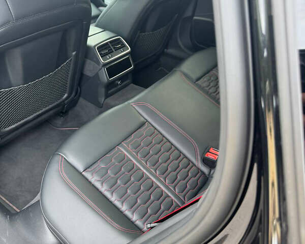 Черный Ауди РС6, объемом двигателя 4 л и пробегом 48 тыс. км за 110000 $, фото 13 на Automoto.ua