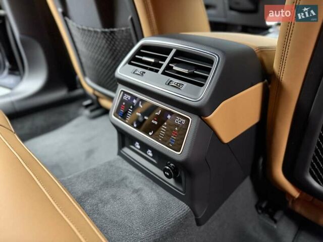 Черный Ауди РС6, объемом двигателя 4 л и пробегом 1 тыс. км за 157700 $, фото 59 на Automoto.ua