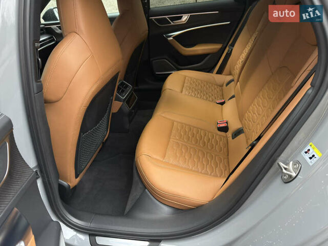 Серый Ауди РС6, объемом двигателя 4 л и пробегом 120 тыс. км за 99500 $, фото 64 на Automoto.ua