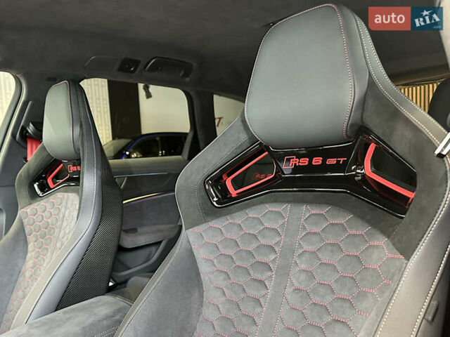 Серый Ауди РС6, объемом двигателя 4 л и пробегом 1 тыс. км за 290000 $, фото 30 на Automoto.ua