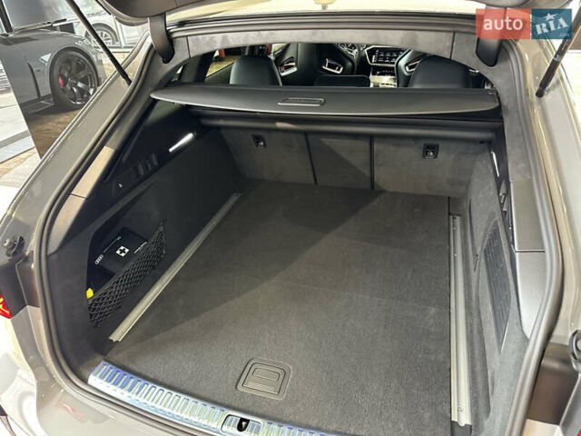 Серый Ауди РС6, объемом двигателя 4 л и пробегом 1 тыс. км за 290000 $, фото 60 на Automoto.ua