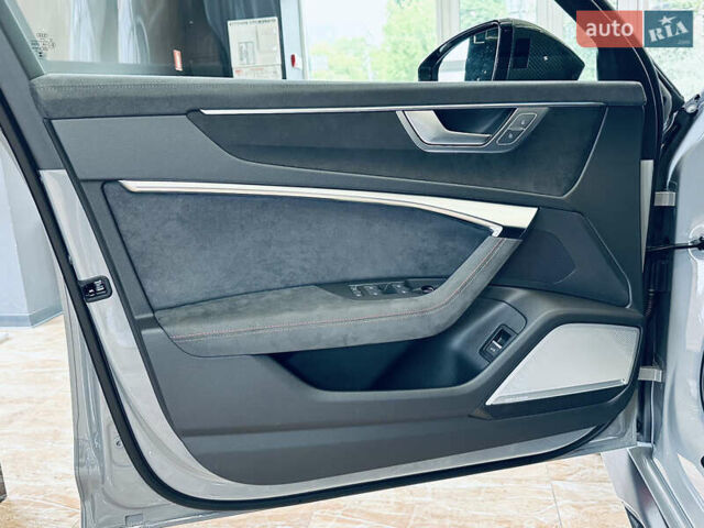 Серый Ауди РС6, объемом двигателя 4 л и пробегом 1 тыс. км за 290000 $, фото 23 на Automoto.ua