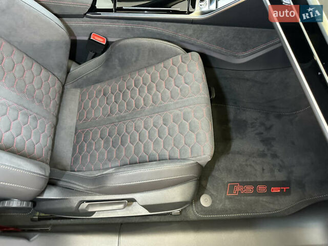 Серый Ауди РС6, объемом двигателя 4 л и пробегом 1 тыс. км за 290000 $, фото 72 на Automoto.ua