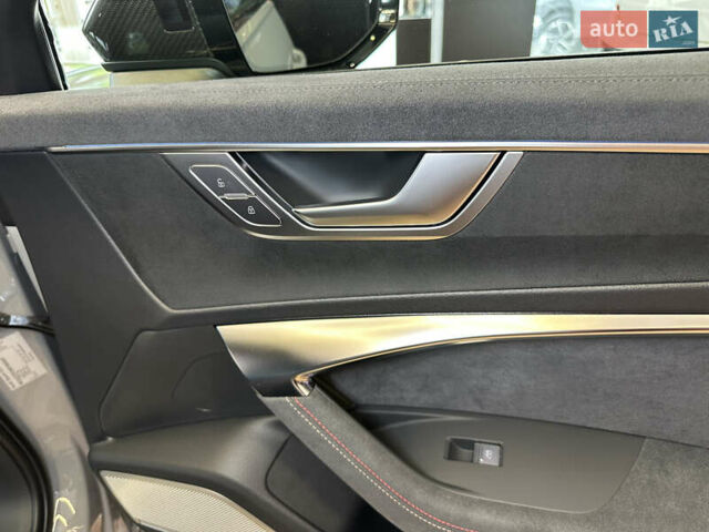 Серый Ауди РС6, объемом двигателя 4 л и пробегом 1 тыс. км за 290000 $, фото 68 на Automoto.ua