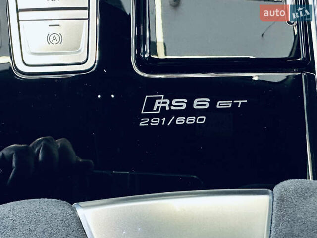 Серый Ауди РС6, объемом двигателя 4 л и пробегом 1 тыс. км за 290000 $, фото 45 на Automoto.ua