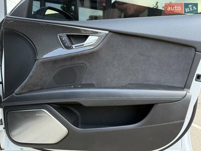 Білий Ауді РС7, об'ємом двигуна 3.99 л та пробігом 111 тис. км за 53500 $, фото 34 на Automoto.ua