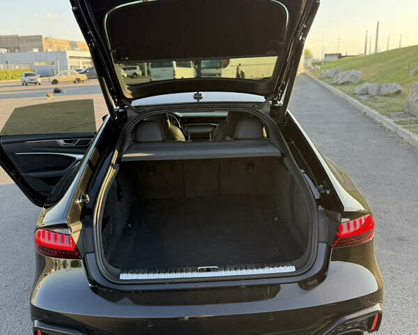 Черный Ауди РС7, объемом двигателя 4 л и пробегом 72 тыс. км за 111000 $, фото 5 на Automoto.ua