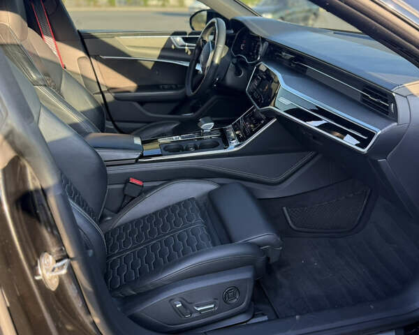 Черный Ауди РС7, объемом двигателя 4 л и пробегом 72 тыс. км за 111000 $, фото 8 на Automoto.ua