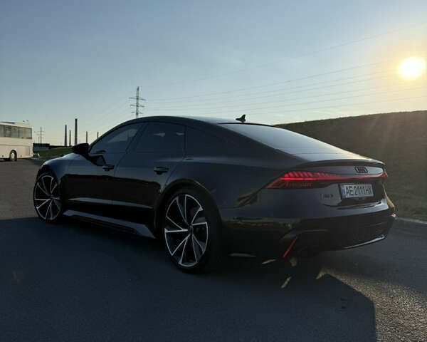 Черный Ауди РС7, объемом двигателя 4 л и пробегом 72 тыс. км за 111000 $, фото 1 на Automoto.ua