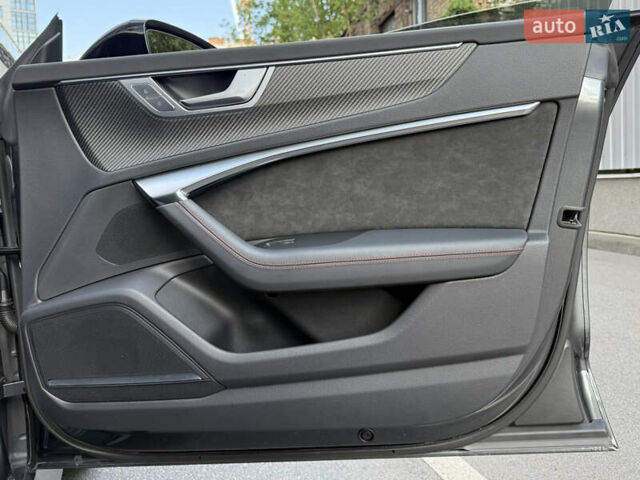 Сірий Ауді РС7, об'ємом двигуна 4 л та пробігом 25 тис. км за 115000 $, фото 60 на Automoto.ua