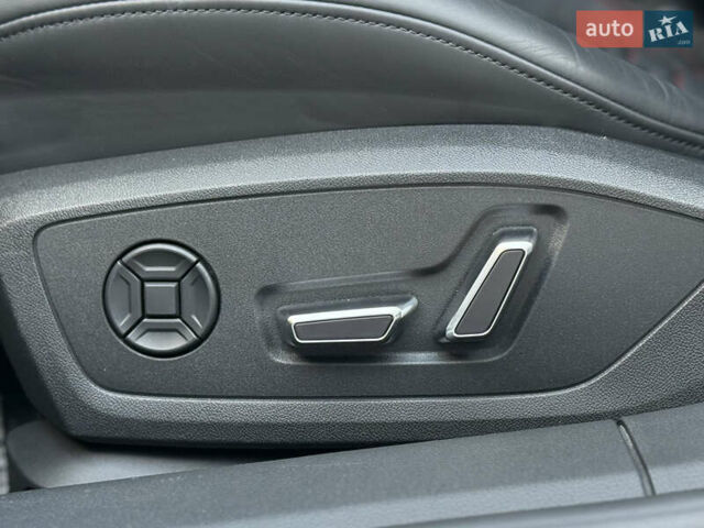 Сірий Ауді РС7, об'ємом двигуна 4 л та пробігом 25 тис. км за 115000 $, фото 46 на Automoto.ua