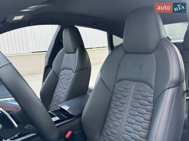 Сірий Ауді РС7, об'ємом двигуна 4 л та пробігом 25 тис. км за 115000 $, фото 43 на Automoto.ua