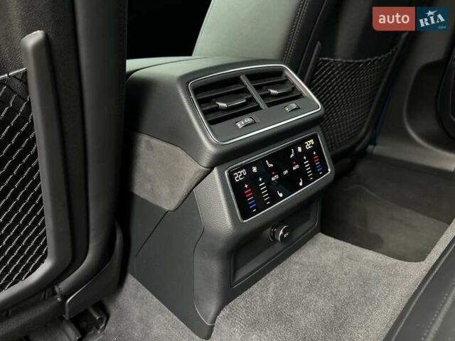 Ауди РС7 2023 в Киеве на Automoto.ua Серый Ауди РС7, объемом двигателя 4 л и пробегом 22 тыс. км за 123000 $, фото 23 на Automoto.ua