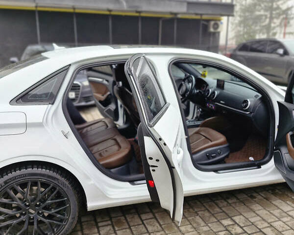 Белый Ауди С3, объемом двигателя 1.98 л и пробегом 149 тыс. км за 19999 $, фото 15 на Automoto.ua