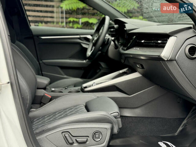 Білий Ауді S3, об'ємом двигуна 1.98 л та пробігом 4 тис. км за 41900 $, фото 27 на Automoto.ua