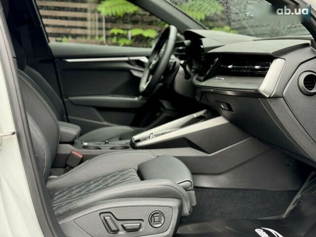 Ауди С3, объемом двигателя 2 л и пробегом 4 тыс. км за 41900 $, фото 27 на Automoto.ua