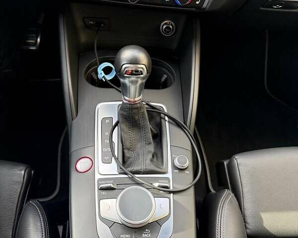 Серый Ауди С3, объемом двигателя 2 л и пробегом 151 тыс. км за 23800 $, фото 86 на Automoto.ua