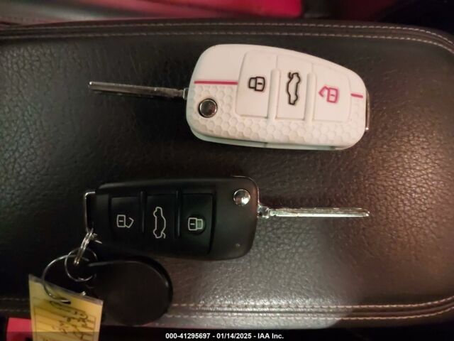 Сірий Ауді S3, об'ємом двигуна 2 л та пробігом 94 тис. км за 14999 $, фото 8 на Automoto.ua