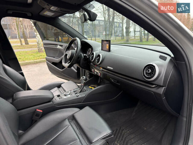 Серый Ауди С3, объемом двигателя 2 л и пробегом 63 тыс. км за 28000 $, фото 39 на Automoto.ua