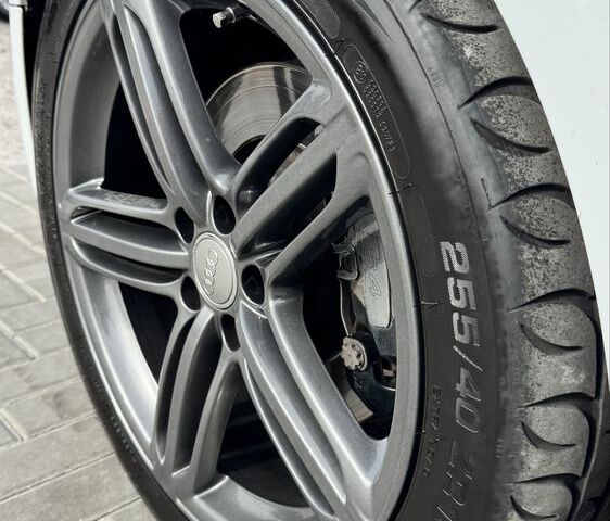 Белый Ауди С4, объемом двигателя 3 л и пробегом 185 тыс. км за 13700 $, фото 17 на Automoto.ua