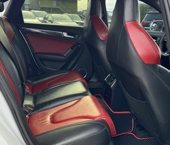 Белый Ауди С4, объемом двигателя 3 л и пробегом 185 тыс. км за 13700 $, фото 18 на Automoto.ua