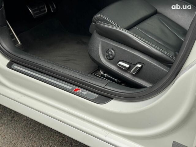 Белый Ауди С4, объемом двигателя 3 л и пробегом 179 тыс. км за 13990 $, фото 24 на Automoto.ua