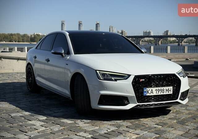 Белый Ауди С4, объемом двигателя 3 л и пробегом 201 тыс. км за 31500 $, фото 7 на Automoto.ua