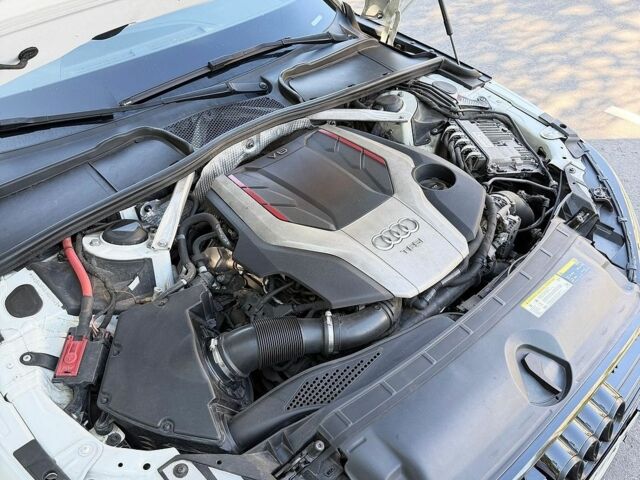 Білий Ауді С4, об'ємом двигуна 3 л та пробігом 206 тис. км за 22000 $, фото 16 на Automoto.ua