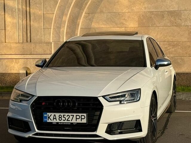 Білий Ауді С4, об'ємом двигуна 3 л та пробігом 153 тис. км за 25300 $, фото 1 на Automoto.ua