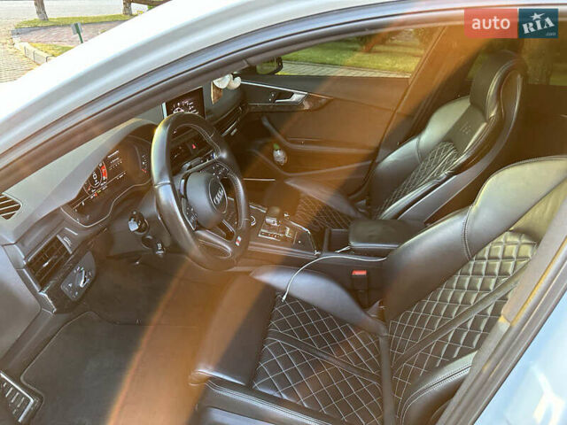 Ауди С4 2017 в Одессе на Automoto.ua Белый Ауди С4, объемом двигателя 3 л и пробегом 110 тыс. км за 27000 $, фото 3 на Automoto.ua