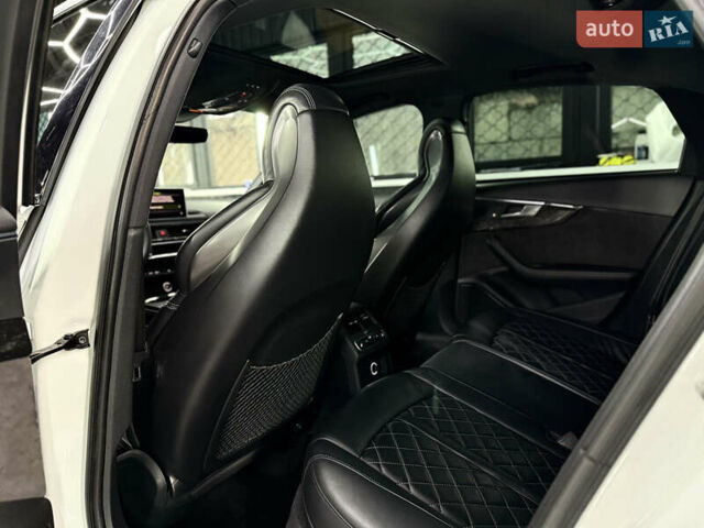 Білий Ауді С4, об'ємом двигуна 3 л та пробігом 110 тис. км за 26500 $, фото 16 на Automoto.ua