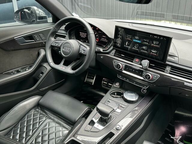 Белый Ауди С4, объемом двигателя 3 л и пробегом 80 тыс. км за 34999 $, фото 21 на Automoto.ua