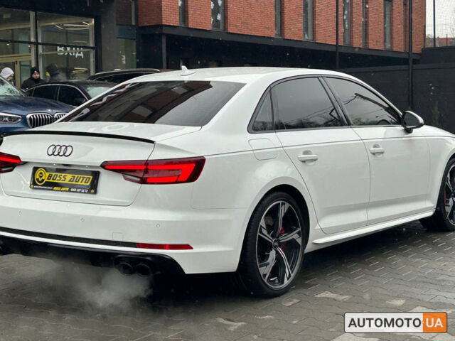 Белый Ауди С4, объемом двигателя 3 л и пробегом 72 тыс. км за 34500 $, фото 5 на Automoto.ua