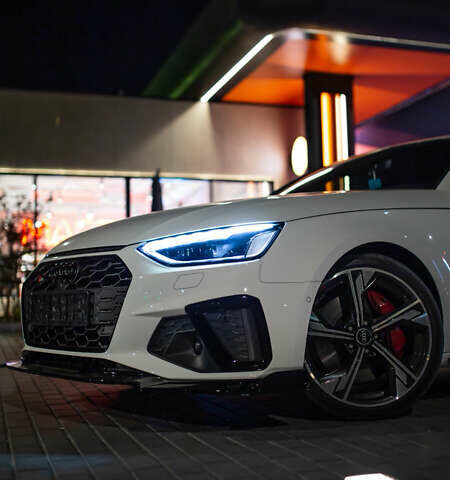 Белый Ауди С4, объемом двигателя 3 л и пробегом 75 тыс. км за 28900 $, фото 3 на Automoto.ua