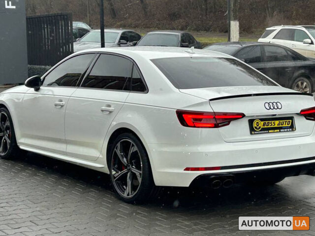 Белый Ауди С4, объемом двигателя 3 л и пробегом 72 тыс. км за 34500 $, фото 3 на Automoto.ua