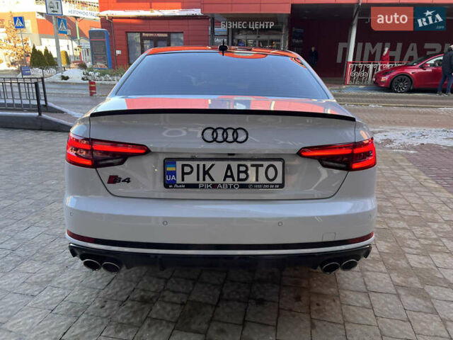 Белый Ауди С4, объемом двигателя 3 л и пробегом 115 тыс. км за 53900 $, фото 8 на Automoto.ua