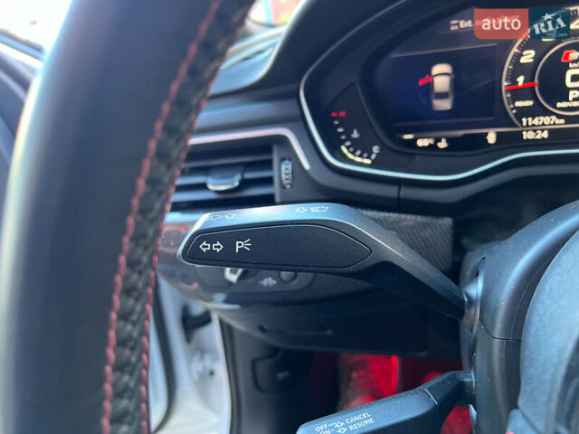 Белый Ауди С4, объемом двигателя 3 л и пробегом 115 тыс. км за 53900 $, фото 25 на Automoto.ua