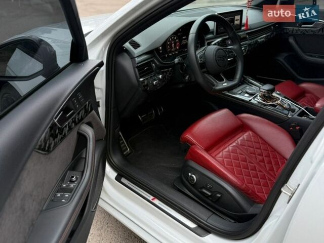 Белый Ауди С4, объемом двигателя 3 л и пробегом 99 тыс. км за 26999 $, фото 9 на Automoto.ua