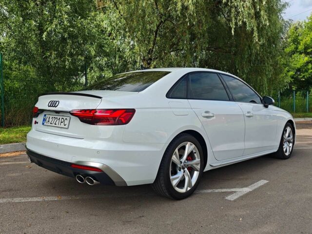 Ауди С4 2020 в Киеве на Automoto.ua Белый Ауди С4, объемом двигателя 3 л и пробегом 15 тыс. км за 40000 $, фото 5 на Automoto.ua
