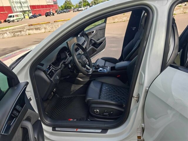 Ауди С4 2020 в Киеве на Automoto.ua Белый Ауди С4, объемом двигателя 3 л и пробегом 15 тыс. км за 40000 $, фото 7 на Automoto.ua