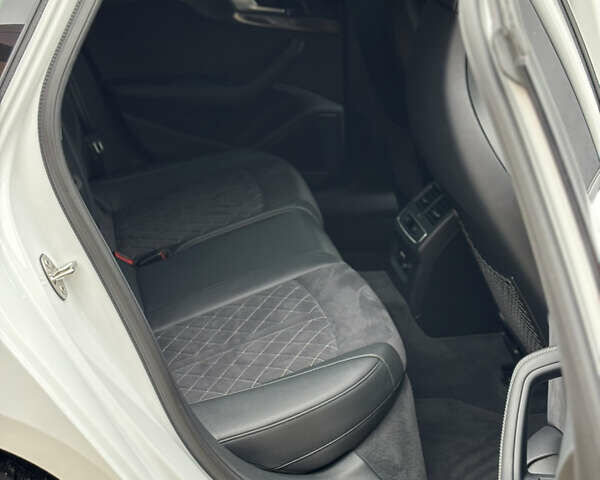 Белый Ауди С4, объемом двигателя 3 л и пробегом 27 тыс. км за 35000 $, фото 17 на Automoto.ua