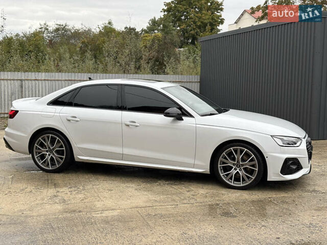 Белый Ауди С4, объемом двигателя 3 л и пробегом 27 тыс. км за 35000 $, фото 6 на Automoto.ua