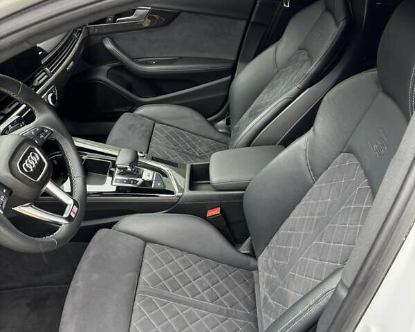 Белый Ауди С4, объемом двигателя 3 л и пробегом 27 тыс. км за 35000 $, фото 34 на Automoto.ua