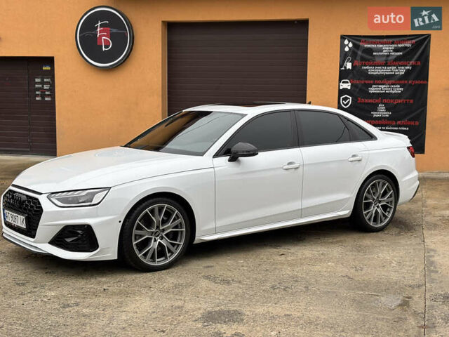 Белый Ауди С4, объемом двигателя 3 л и пробегом 27 тыс. км за 35000 $, фото 3 на Automoto.ua